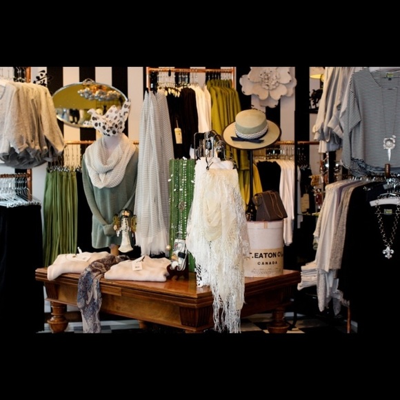 🛍 Small “shades of Linen” brand gray linen top - Picture 10 of 10